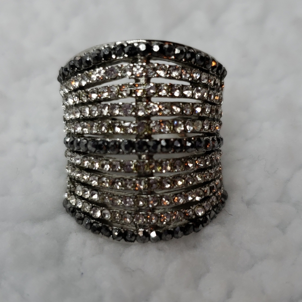 Express Ring - Picture 7 of 7